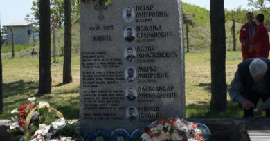 КОМЕМОРАТИВНИ СКУП У МАЛОМ ОРАШЈУ: СЕЋАЊЕ И ОПОМЕНА
