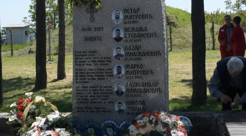 КОМЕМОРАТИВНИ СКУП У МАЛОМ ОРАШЈУ: СЕЋАЊЕ И ОПОМЕНА