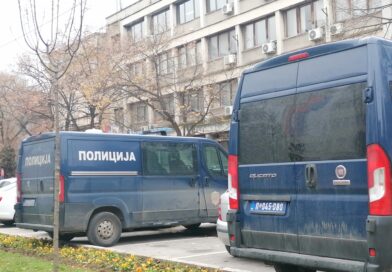 УХАПШЕНИ ДРЖАВЉАНИ РУМУНИЈЕ ЗБОГ ТРИ ТЕШКЕ КРАЂЕ НА АУТО-ПУТУ